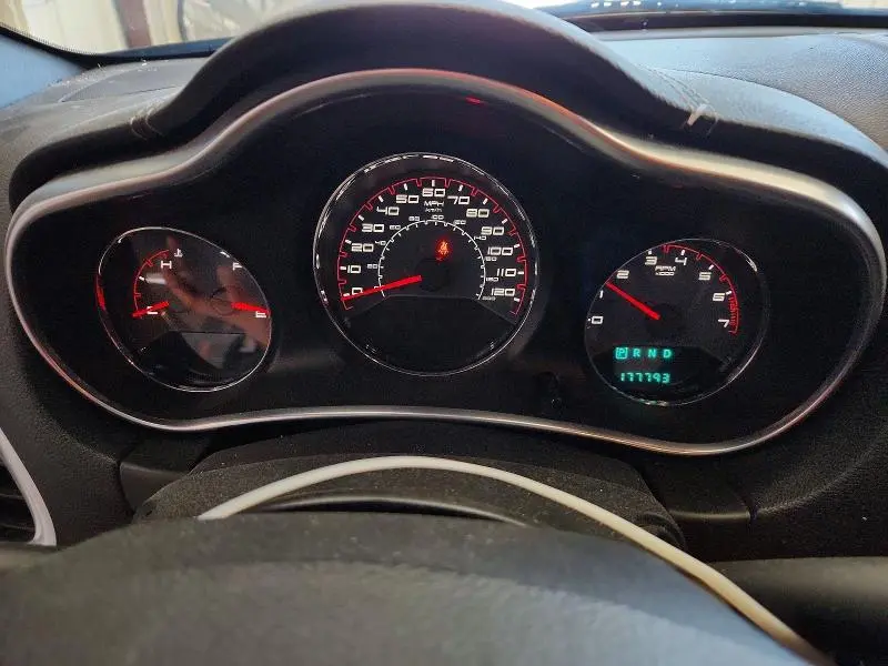 2014 DODGE AVENGER SE  
