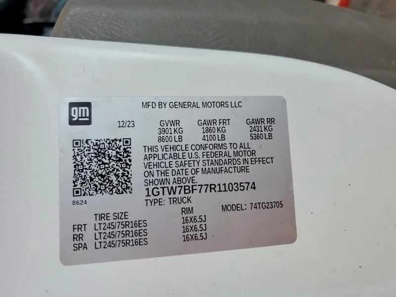 2024 GMC SAVANA G2500  
