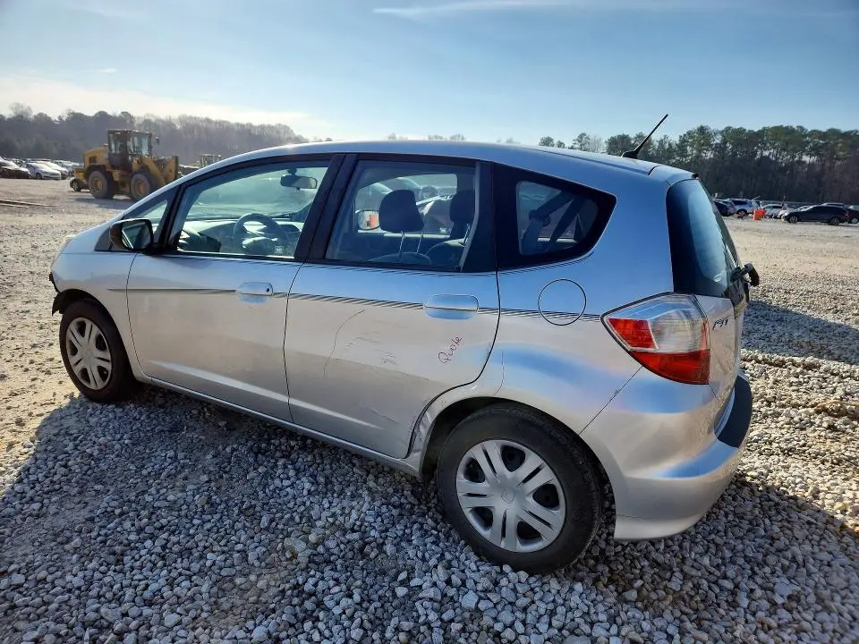2011 HONDA FIT   