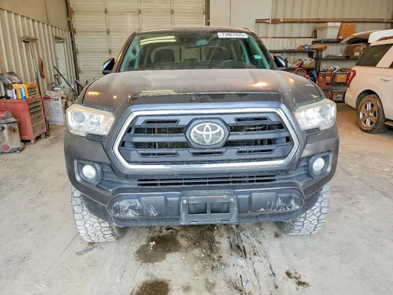 2019 TOYOTA TACOMA SR5 V6  