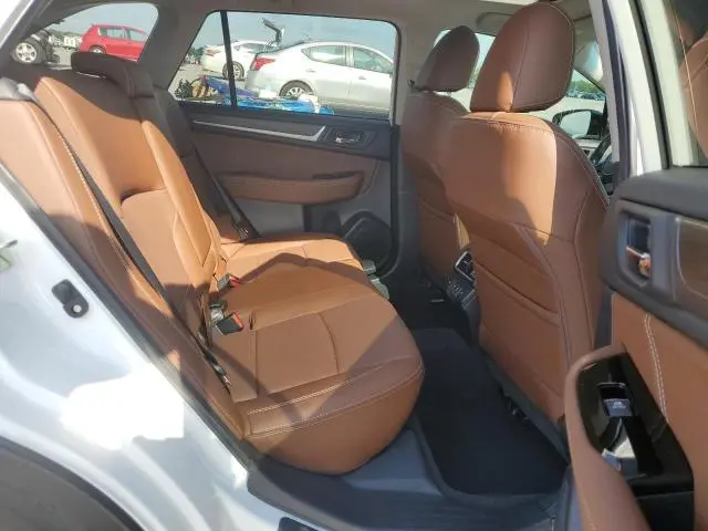 2019 SUBARU OUTBACK TOURING  
