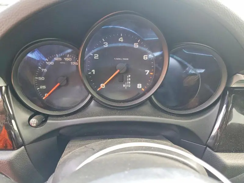 2019 PORSCHE MACAN   