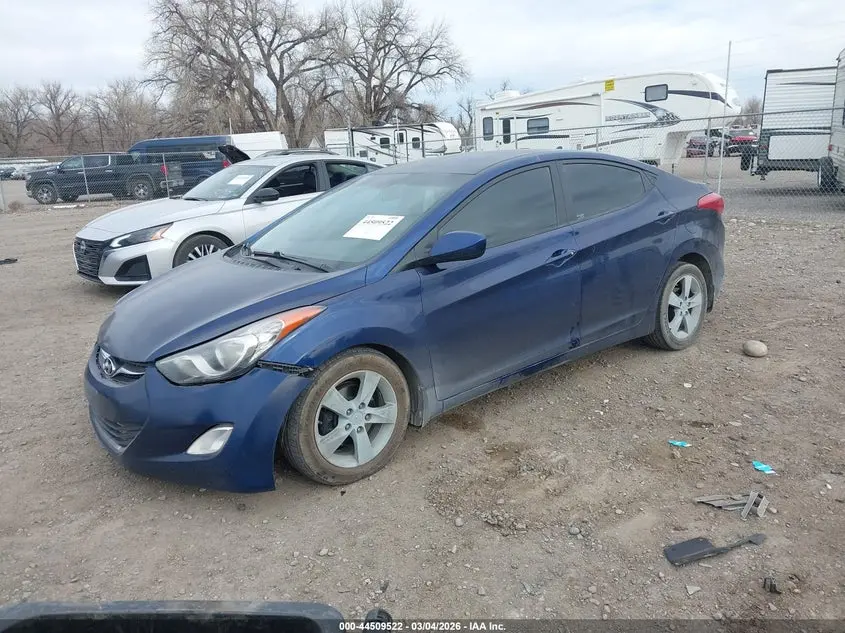 2013 HYUNDAI ELANTRA GLS