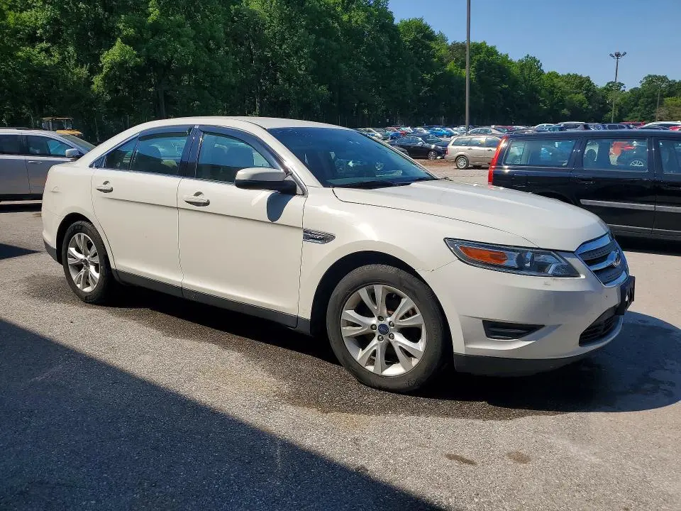 2012 FORD TAURUS SEL  