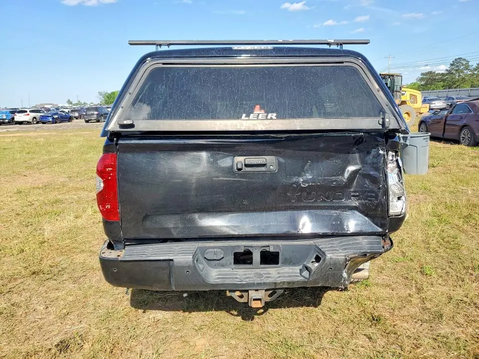 2014 TOYOTA TUNDRA CREWMAX LIMITED  