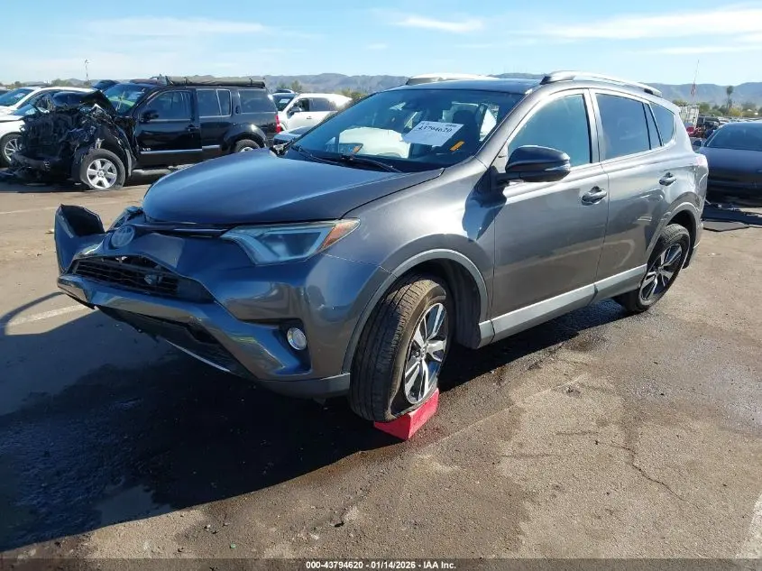 2018 TOYOTA RAV4 XLE