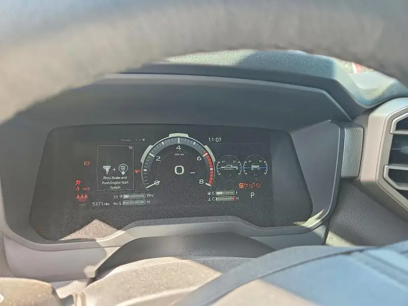 2026 TOYOTA TUNDRA CREWMAX LIMITED  