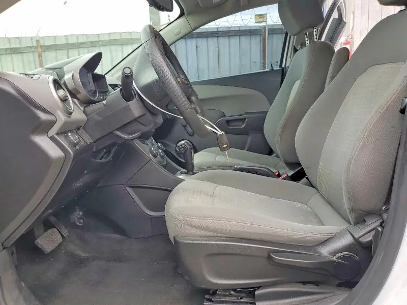 2015 CHEVROLET SONIC LS  