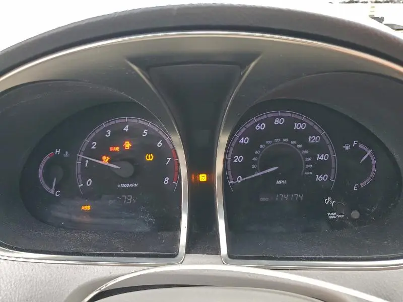 2011 TOYOTA AVALON BASE  