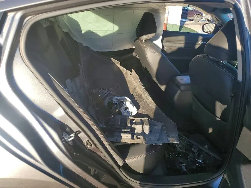 2021 NISSAN ALTIMA SR  