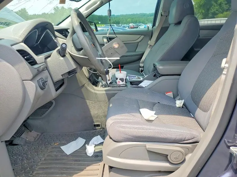 2014 CHEVROLET TRAVERSE LS  