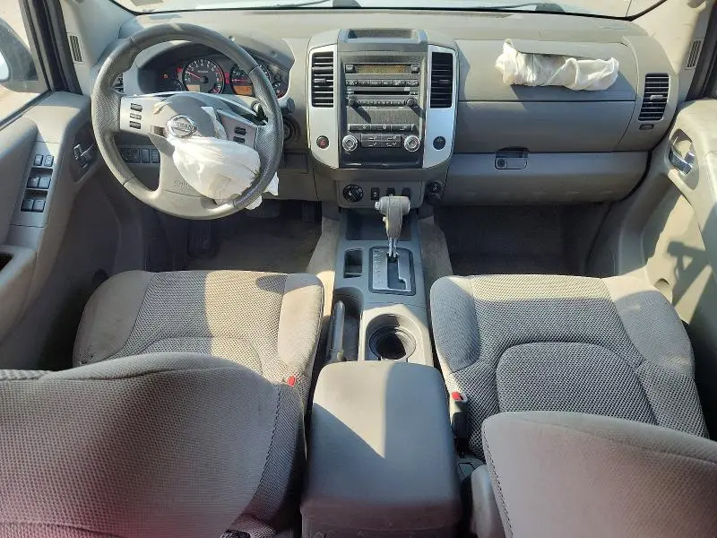 2012 NISSAN FRONTIER SV V6  