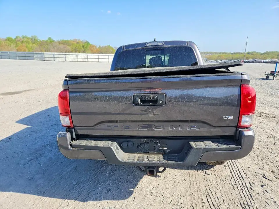 2017 TOYOTA TACOMA TRD SPORT  