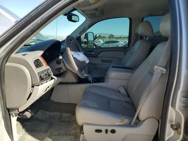 2011 CHEVROLET SILVERADO K2500 HEAVY DUTY LTZ  