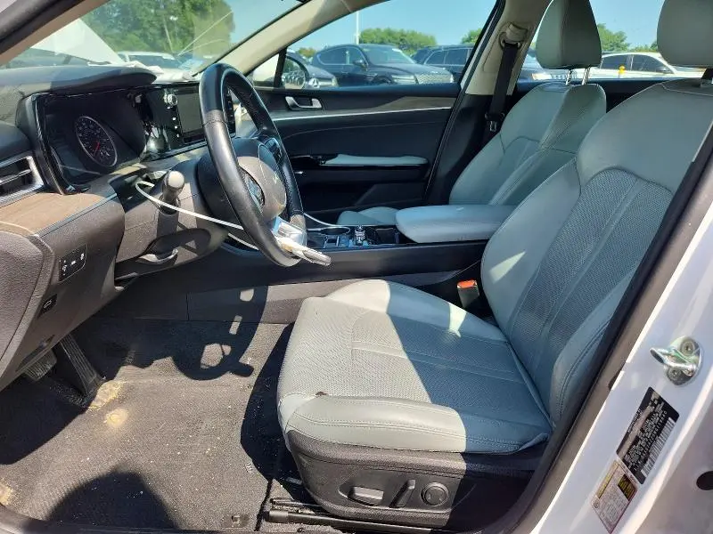 2022 KIA K5 EX  