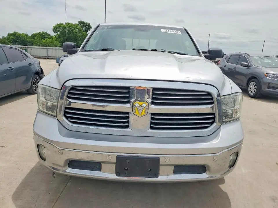 2014 RAM 1500 SLT  