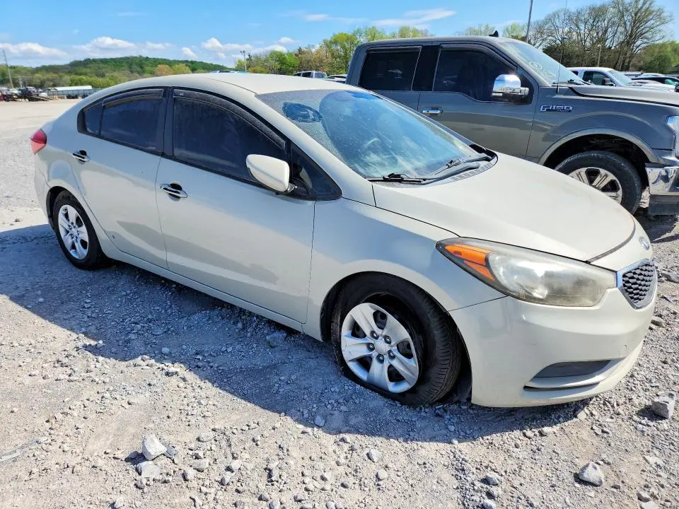 2015 KIA FORTE LX  