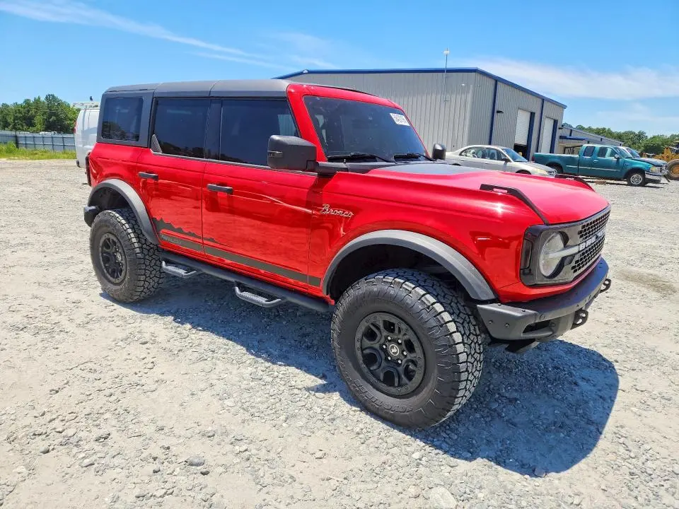 2023 FORD BRONCO BASE  