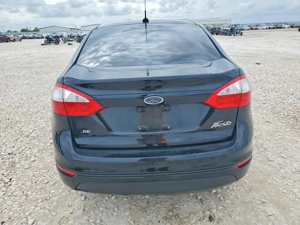 2018 FORD FIESTA SE  