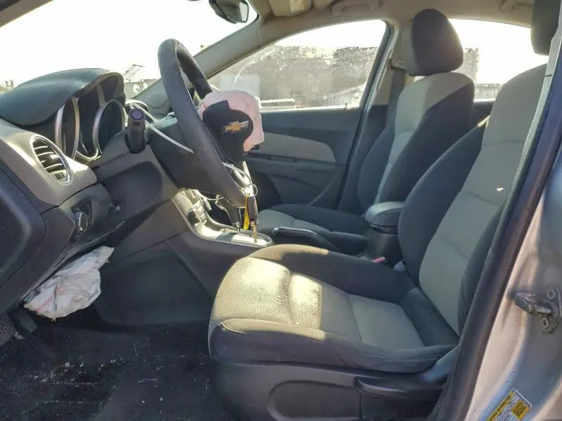 2013 CHEVROLET CRUZE LS  