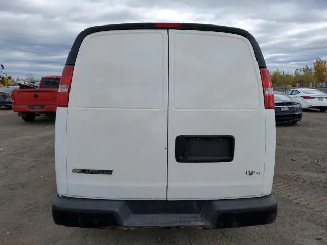 2017 CHEVROLET EXPRESS G2500   