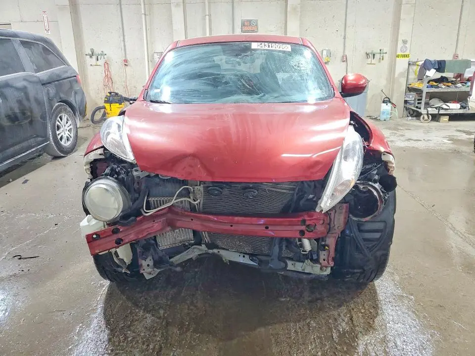 2013 NISSAN JUKE S  