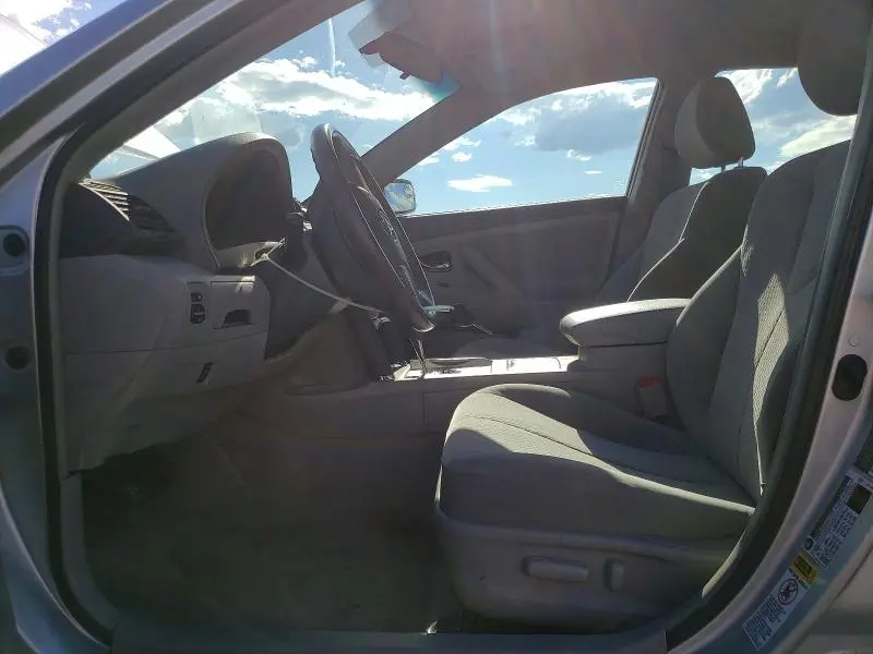 2011 TOYOTA CAMRY LE  