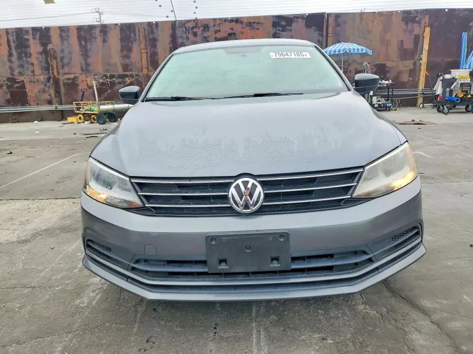 2015 VOLKSWAGEN JETTA SE  