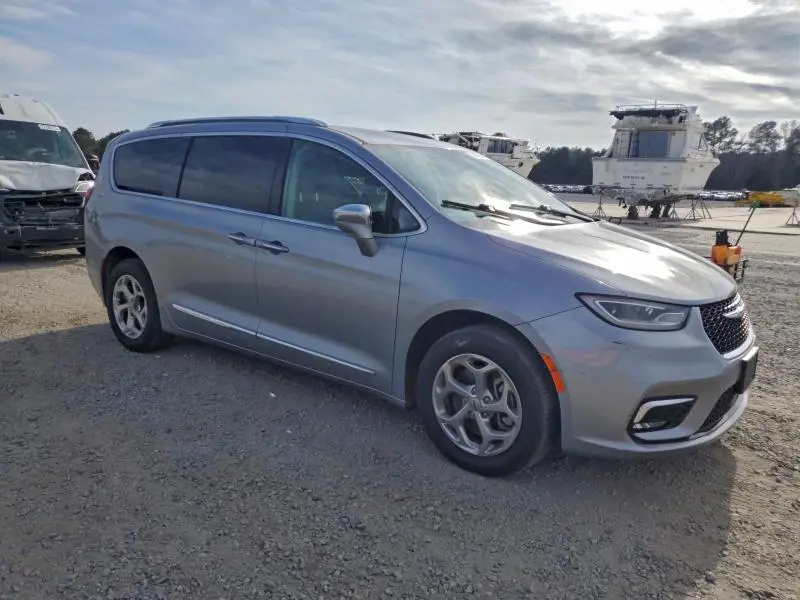 2021 CHRYSLER PACIFICA LIMITED  