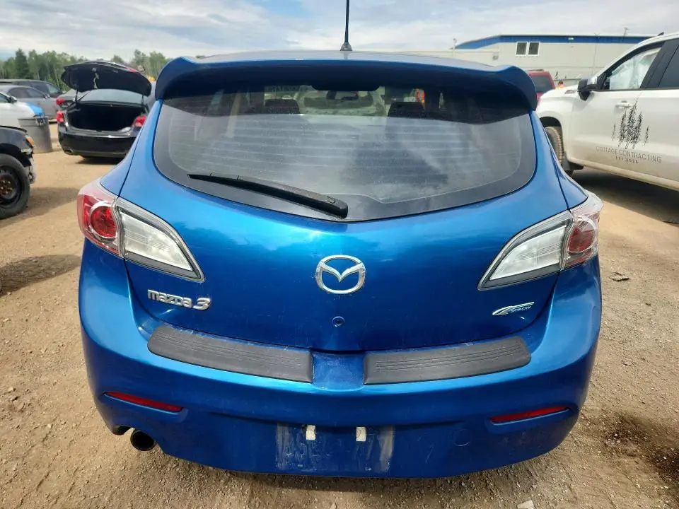 2013 MAZDA 3 I  