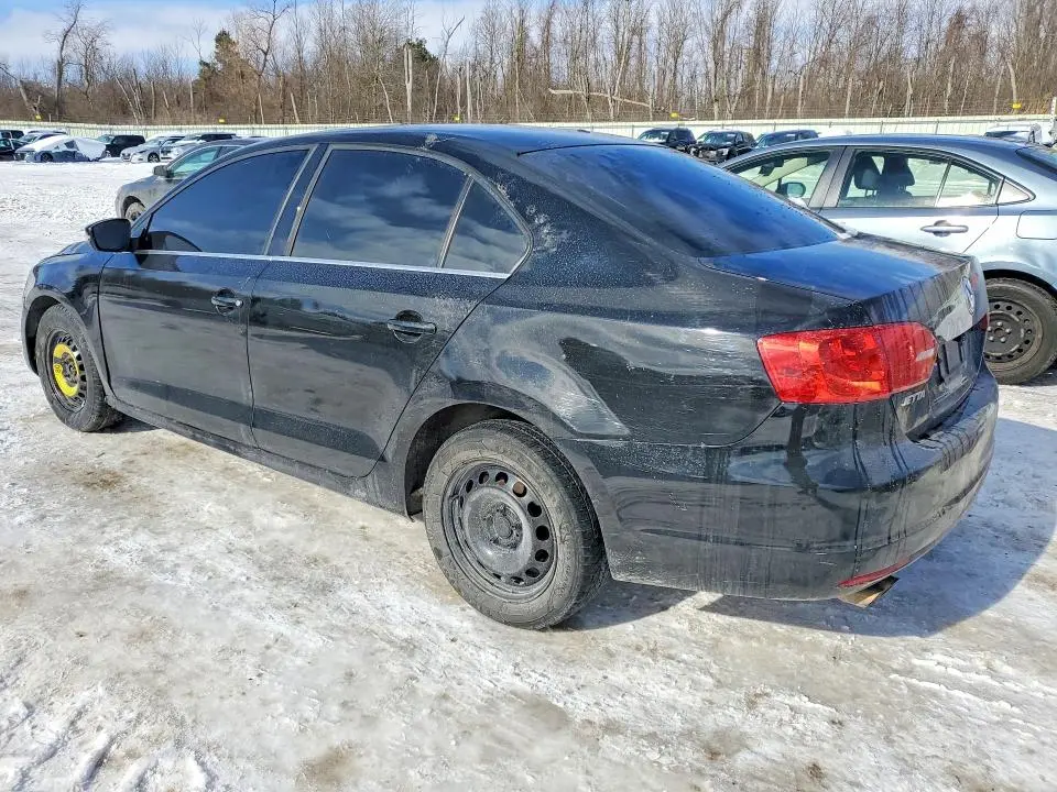 2013 VOLKSWAGEN JETTA   