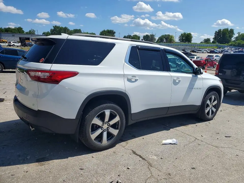 2020 CHEVROLET TRAVERSE LT  