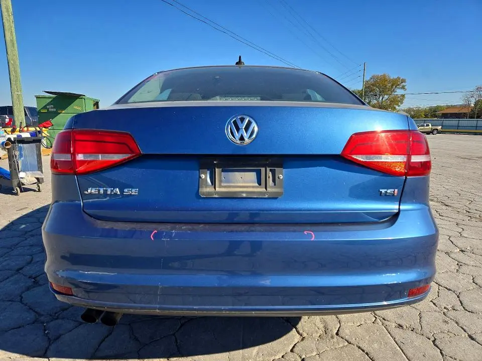 2015 VOLKSWAGEN JETTA SE  