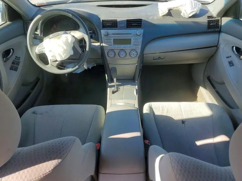 2011 TOYOTA CAMRY LE  