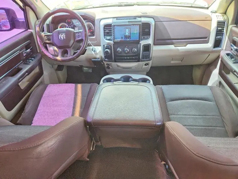 2013 RAM 1500 SLT  