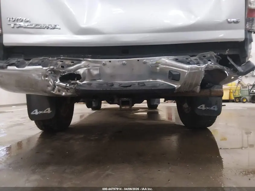 2013 TOYOTA TACOMA BASE V6