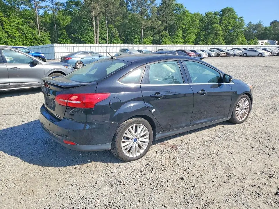 2016 FORD FOCUS TITANIUM  