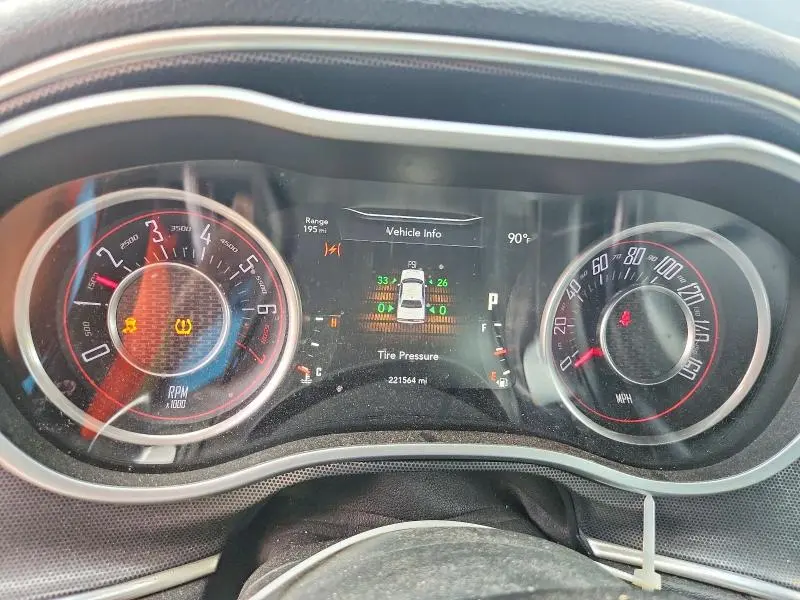 2015 DODGE CHALLENGER SXT PLUS  