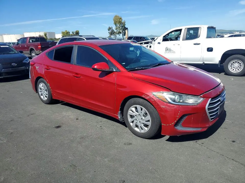 2017 HYUNDAI ELANTRA SE  
