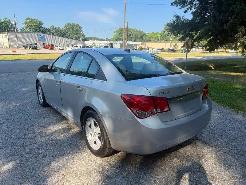 2011 CHEVROLET CRUZE LT  