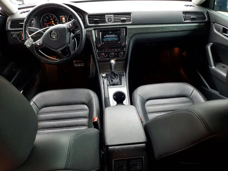 2017 VOLKSWAGEN PASSAT SEL PREMIUM  