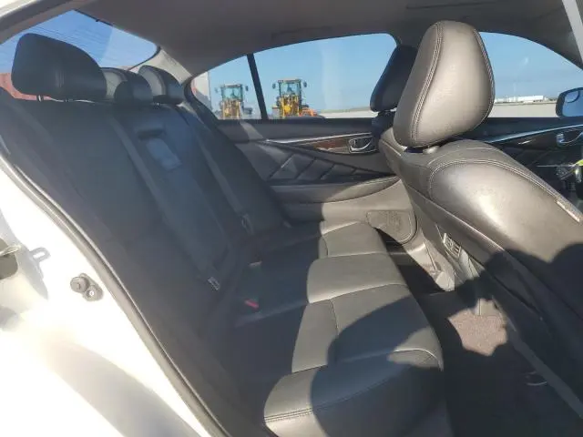 2018 INFINITI Q50 LUXE  