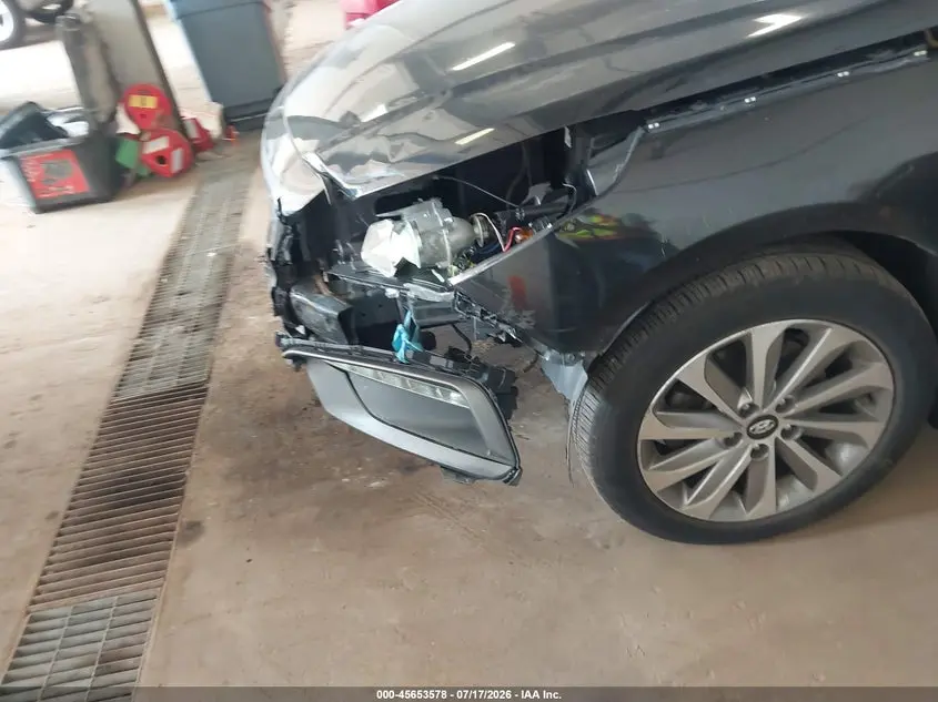 2016 HYUNDAI SONATA SPORT