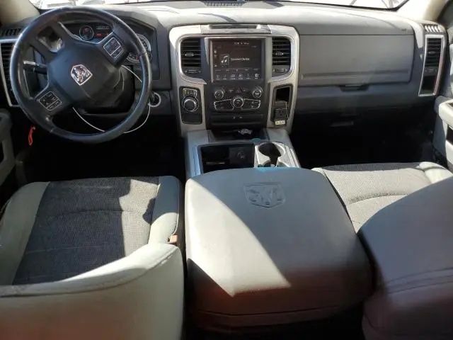2015 RAM 1500 SLT  