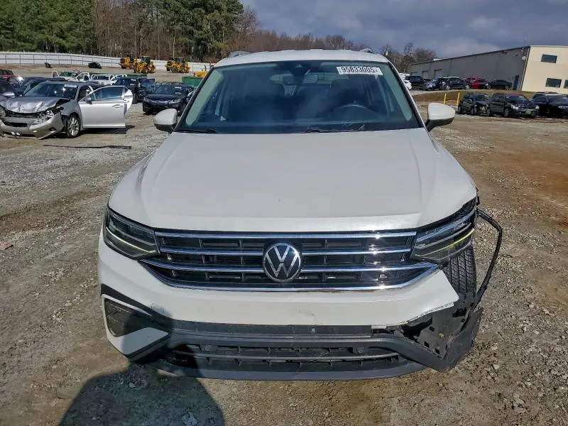 2023 VOLKSWAGEN TIGUAN SE  