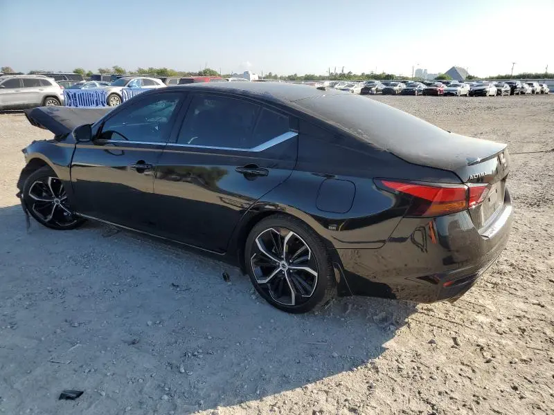 2023 NISSAN ALTIMA SR  