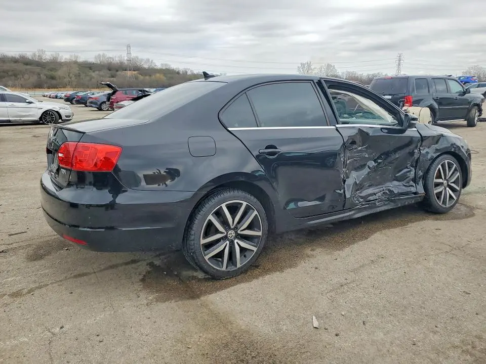 2013 VOLKSWAGEN JETTA TDI  