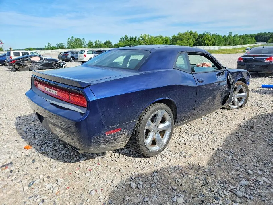2013 DODGE CHALLENGER R  