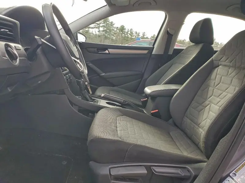 2021 VOLKSWAGEN PASSAT S  