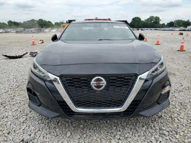 2022 NISSAN ALTIMA SV  